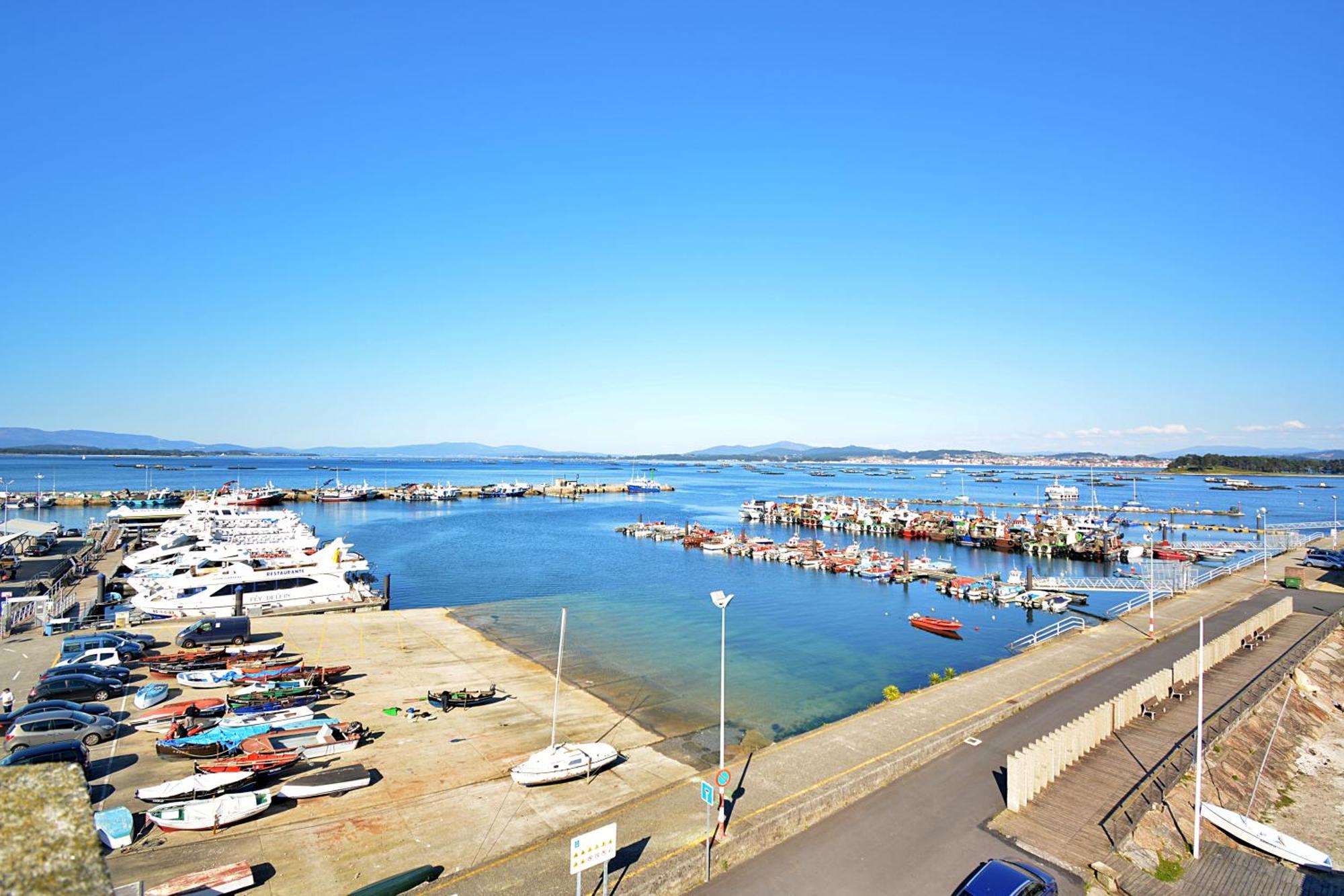 Apartamento Con Terraza Frente Al Mar En O Grove Exteriér fotografie