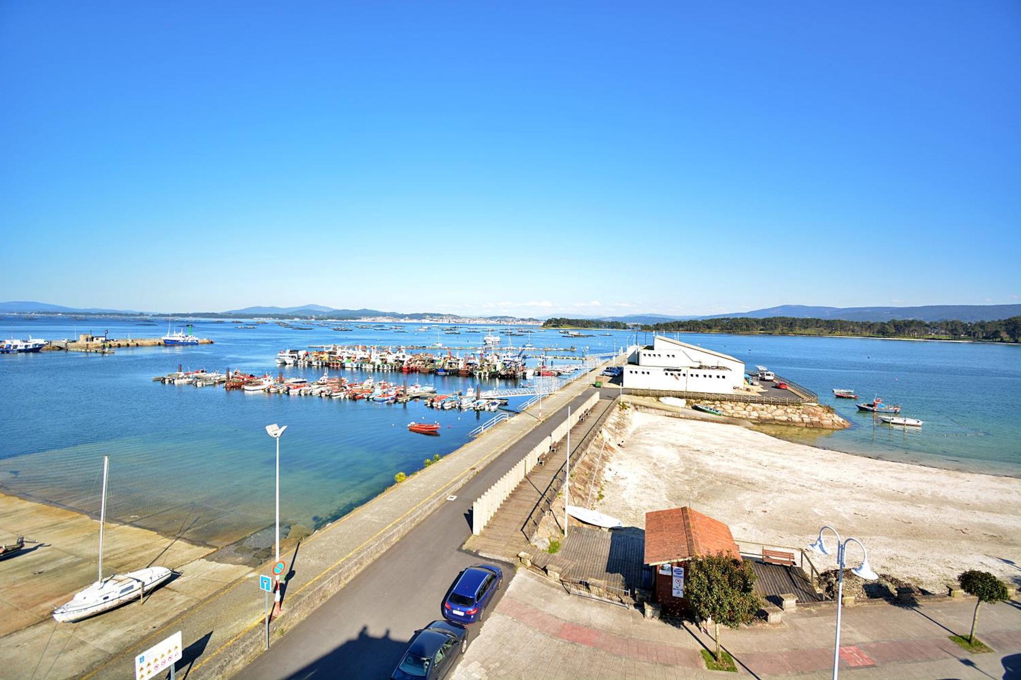 Apartamento Con Terraza Frente Al Mar En O Grove Exteriér fotografie